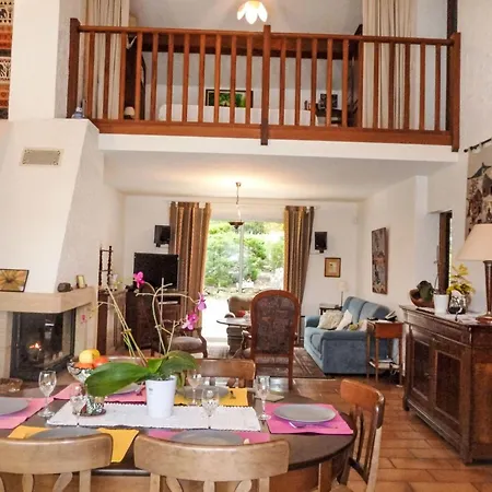 Semesterbostad Domaine De Saint Martin By Interhome Gassin