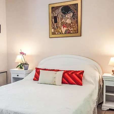 Domaine De Saint Martin By Interhome Сasa de vacaciones