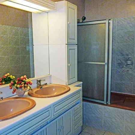 Domaine De Saint Martin By Interhome Semesterbostad Gassin