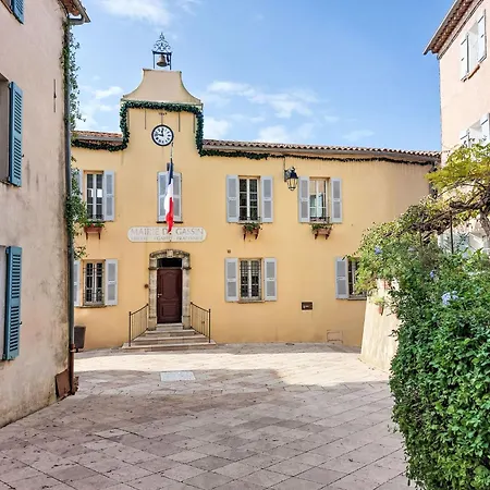 Domaine De Saint Martin By Interhome Gassin